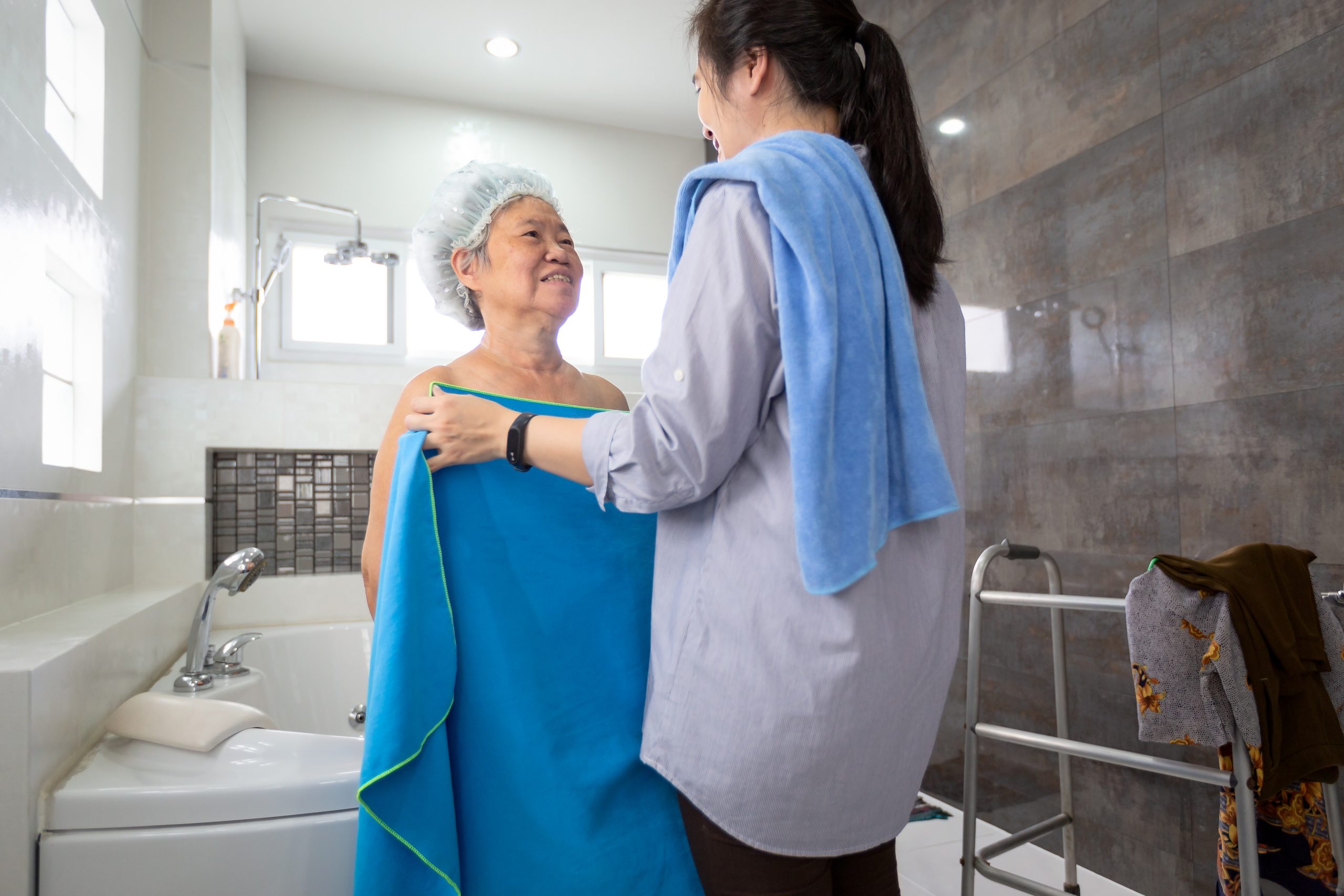 Caregivers Share Tips For Bathing Grooming And Dressing Alzheimer S Caregivers Network